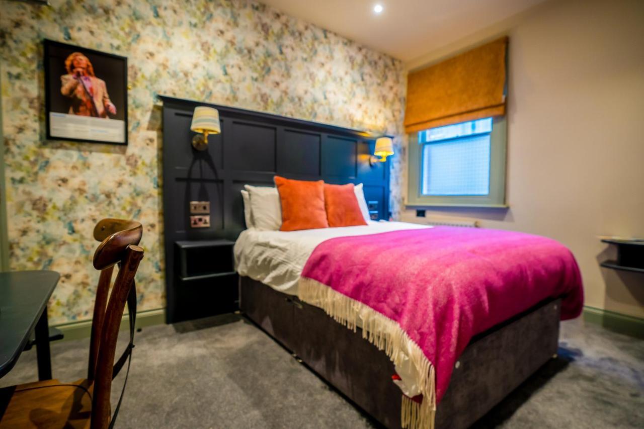 The Crown Hotel *
